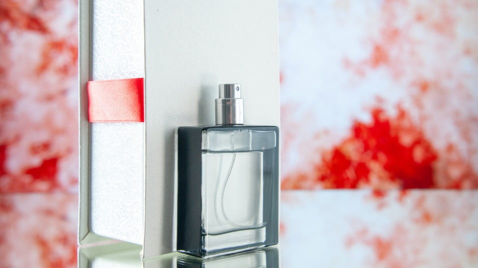 Good Girl Perfume dossier.co: The alluring wood scented, cold weather perfect